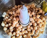 Foto del paso 1 de la receta: Albóndigas de "Garbanzos y Zanahoria 🥕 rellenas"