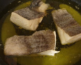 Foto del paso 4 de la receta: Bacalao al Pil Pil