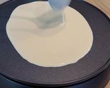 Une image de l'étape 5 de Ma recette de crêpes à la fleur d'oranger.