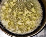 A picture of step 2 of Supreme Cheesy Garlic Bread- Pizza Hut Style.