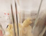 A picture of step 2 of My Banana milk shake.