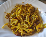 Foto del paso 2 de la receta: Wok de tallarines con pollo al curry