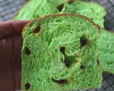 Foto langkah ke 7 dari resep Roti Tawar Pandan Kismis, Empuk dan Lembut Banget!.