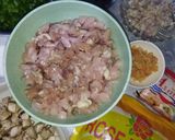 Foto langkah ke 1 dari resep Isian Ayam Jamur Untuk Bacang.
