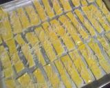Foto langkah ke 2 dari resep Cheese stik puff pastry😘🍟.