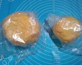 Foto langkah ke 4 dari resep Bolen pisang coklat keju.