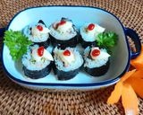 Hình bước làm 3 của món Cơm cuộn thịt vai nướng