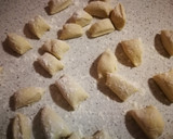 Foto del paso 14 de la receta: Dumplings caseros rellenos de ternera, bacon y cebolleta 🥟