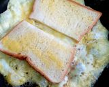 Foto langkah ke 1 dari resep Roti Telur Panggang.