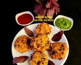 A picture of step 4 of Lal Saag Mix Dal Vada.