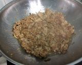 A picture of step 2 of Ground Pork Spaghetti Sauce.
