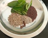 वेज मसाला चावल(VEG MASALA CHAWAL RECIPE IN HINDI) रेसिपी चरण 2 फोटो