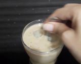 A picture of step 4 of Choco hazelnut iced coffee.