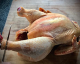 Foto del paso 1 de la receta: Pollo relleno con guarnición