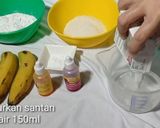 Foto langkah ke 1 dari resep Kue Nagasari Bunga.