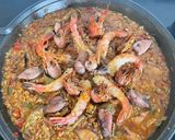 Foto del paso 9 de la receta: Paella de arroz con gambas y calamarchines 😜