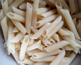 A picture of step 2 of Pasta with mincemeat.