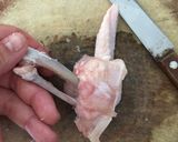 รูปขั้นตอนการทำที่ 2 ของ “ปีกไก่ยัดไส้”