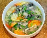 Hình bước làm 2 của món Canh Chua Hàu