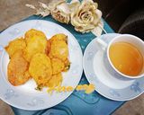 A picture of step 5 of Aloo ke pakoray with Tea.
