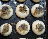 Foto del paso 15 de la receta: Pletzalej, pancitos judíos de cebolla