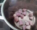A picture of step 1 of Sig's Light Tomato and Shallot Stew.