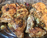 Foto del paso 4 de la receta: Pollo asado especiado con cebollitas francesas