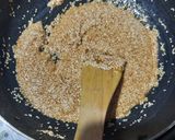 तिल गुड़ की चिक्की (til gur ki chikki recipe in Hindi) रेसिपी चरण 4 फोटो