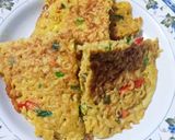 Foto langkah ke 4 dari resep Omelet mie instan.