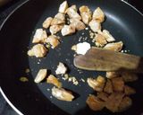 A picture of step 3 of Murmura til laddu.