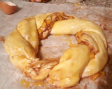 Foto del paso 6 de la receta: Rosca de hojaldre rellena de crema de chocolate y melocotón