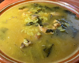 Foto del paso 5 de la receta: Sopa de arroz con pollo, champiñones, acelgas silvestres y especias sabor Cookpad