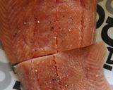Foto del paso 1 de la receta: Salmón con ajito y limón