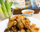 Foto langkah ke 5 dari resep Ayam Goreng Kremes.