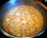 Foto del paso 4 de la receta: Arroz caldoso al azafrán con pelotillas de carne de cerdo