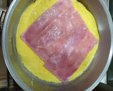 Foto del paso 3 de la receta: Omelette con jamón y queso fácil