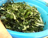 A picture of step 1 of Oha and Uziza Soup.