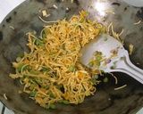 A picture of step 5 of Chinese Samosa.