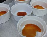 Foto langkah ke 2 dari resep Creamcheese Caramel Flan.