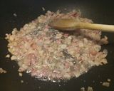 A picture of step 2 of Carbonara pie.