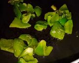 A picture of step 3 of Kadai paneer.