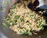 Foto langkah ke 4 dari resep Oseng mie.