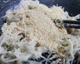 Hình bước làm 2 của món Bánh trung thu nhân dừa sợi