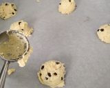 Foto del paso 4 de la receta: Galletitas con chips, usando una premezcla de torta