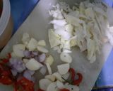 Foto langkah ke 2 dari resep Menu Utama : Kwetiau Goreng Sederhana.