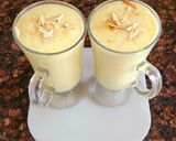 A picture of step 3 of Mango Shake.