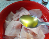 Foto del paso 1 de la receta: Ensalada de habas frescas con pollo asado