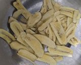 A picture of step 1 of Banana Chips.