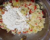 Foto del paso 2 de la receta: Bolas de patata con pimiento rojo