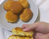 Foto langkah ke 5 dari resep Rori Goreng Isi Ragout Ayam.